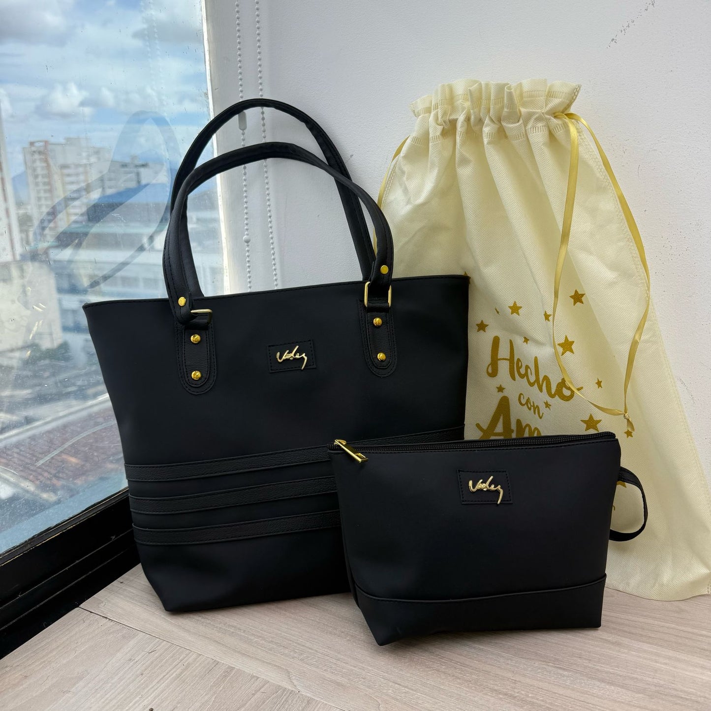 Set Bolso + Cosmetiquera Elegante | Organización y Estilo en un Solo Lugar